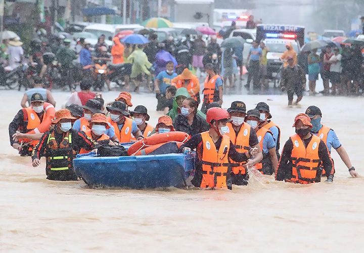 Banjir Landa Sumatra, Ribuan Warga Mengungsi